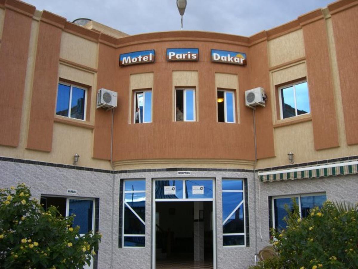 Motel Paris Dakar Selouane Buitenkant foto
